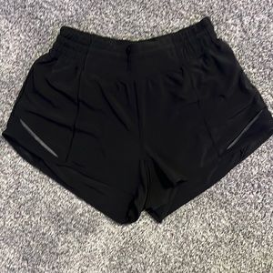 Black Lululemon Hotty Hots